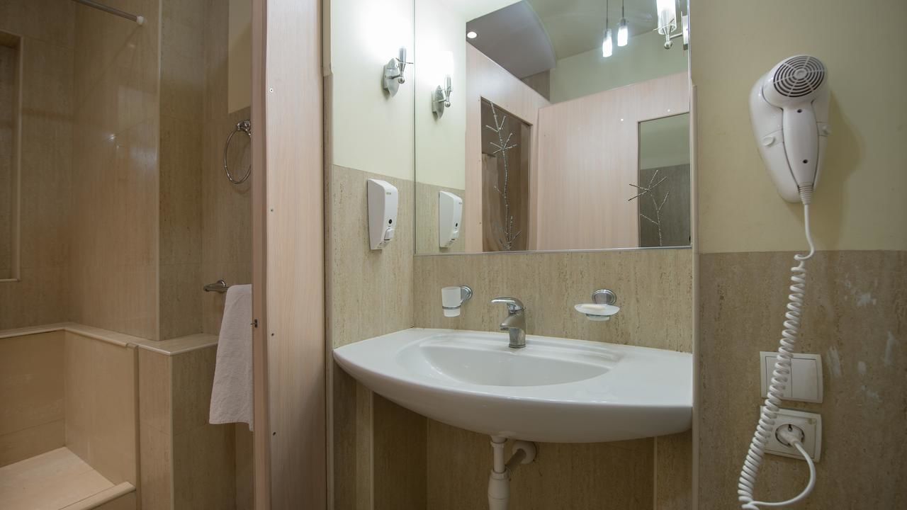Хостелы Lviv Euro hostel Львов-30